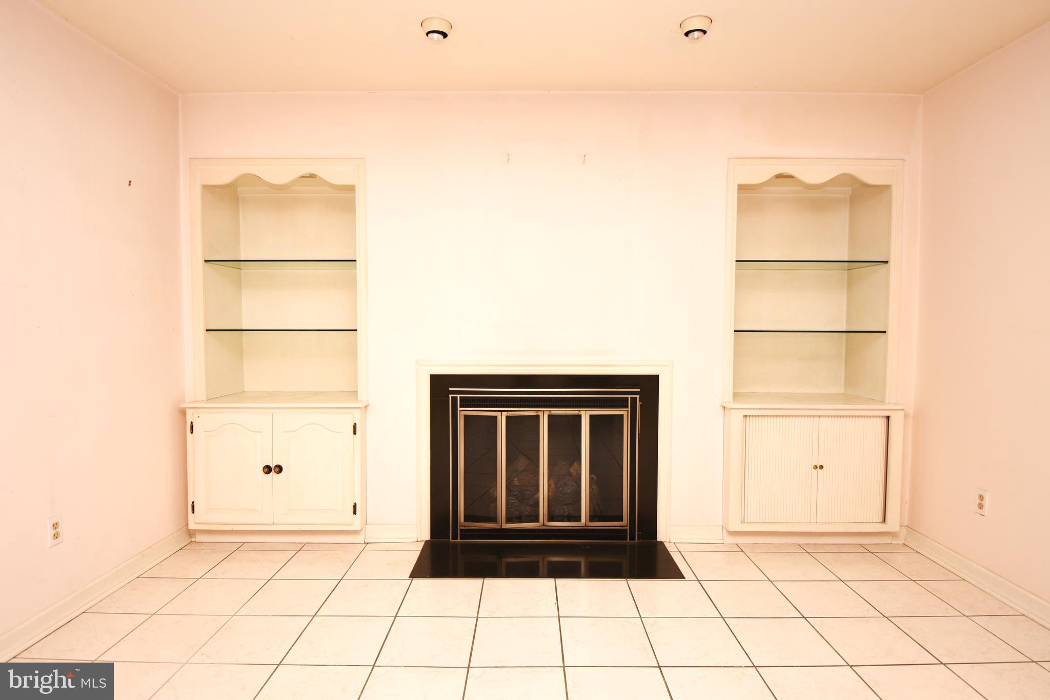 BROOKHAVEN - Residential