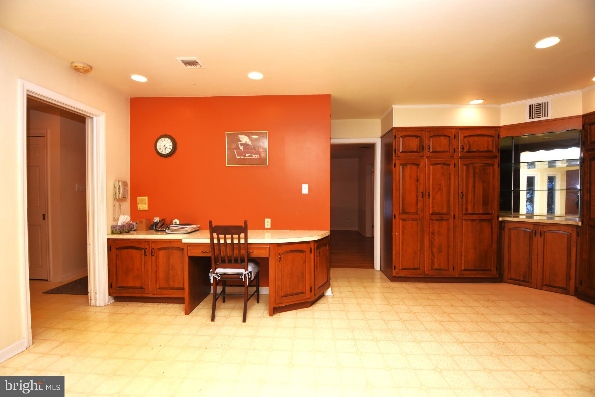 BROOKHAVEN - Residential