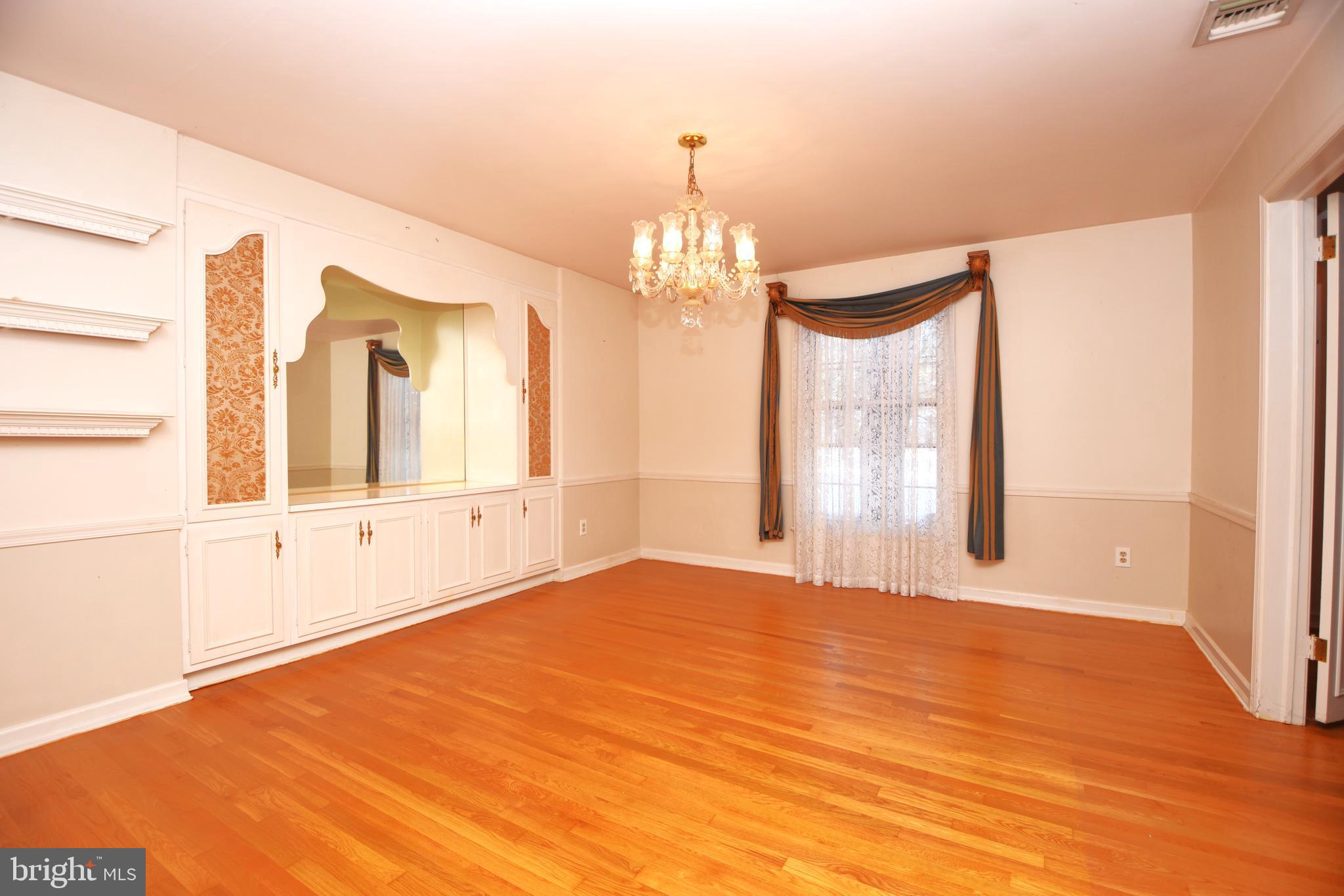 BROOKHAVEN - Residential