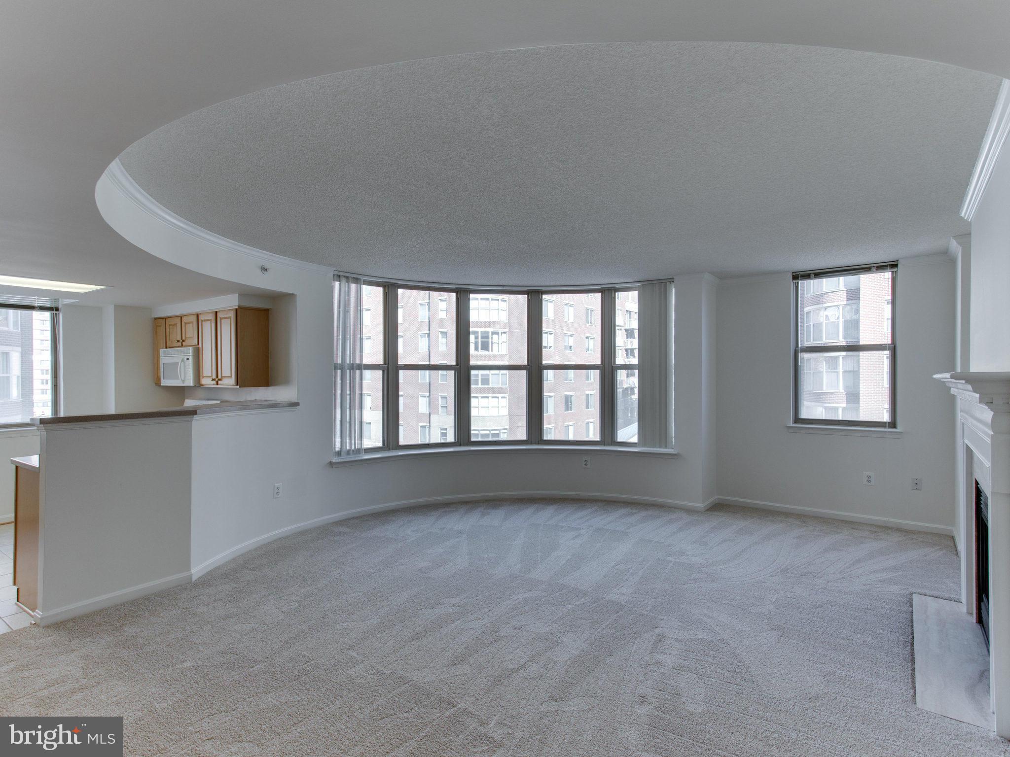 LEXINGTON SQUARE - Residential