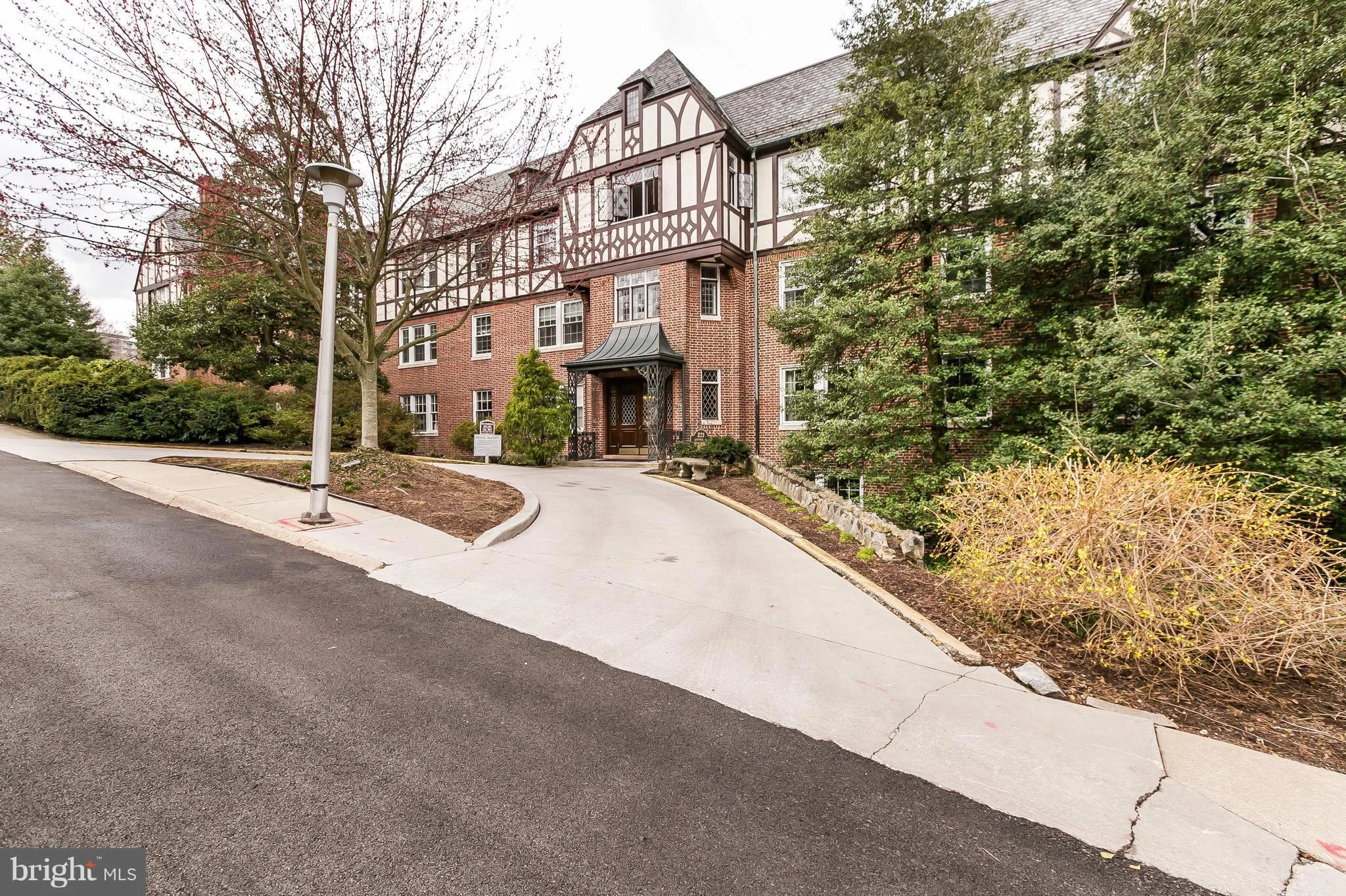221 Ridgemede Road Unit 203, Baltimore, MD 21210