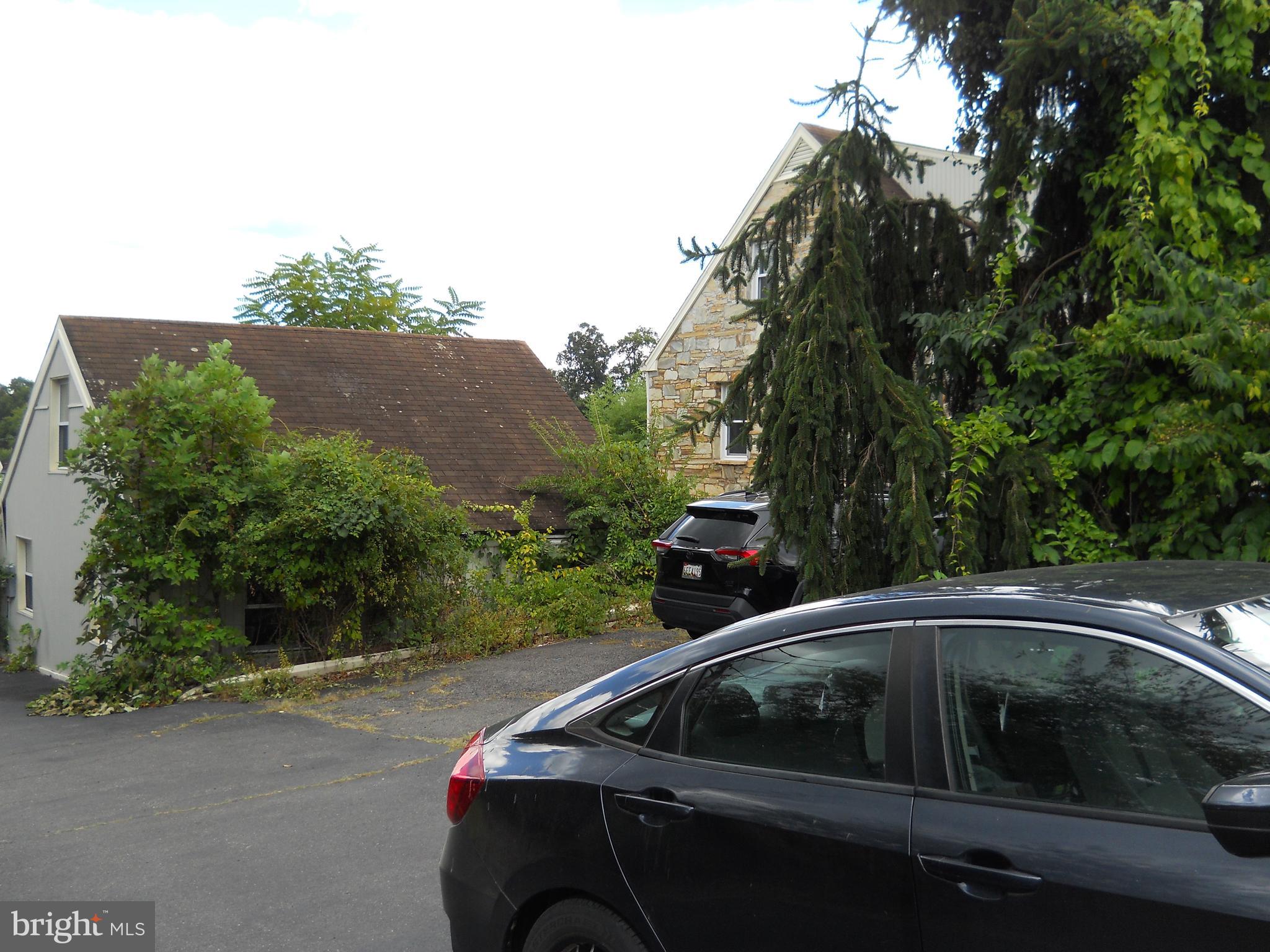 OAKTON - Residential