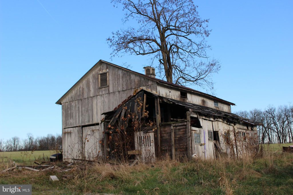 Photo of 1656 RIVER RD, MARIETTA, PA 17547 (MLS # PALA2028630)