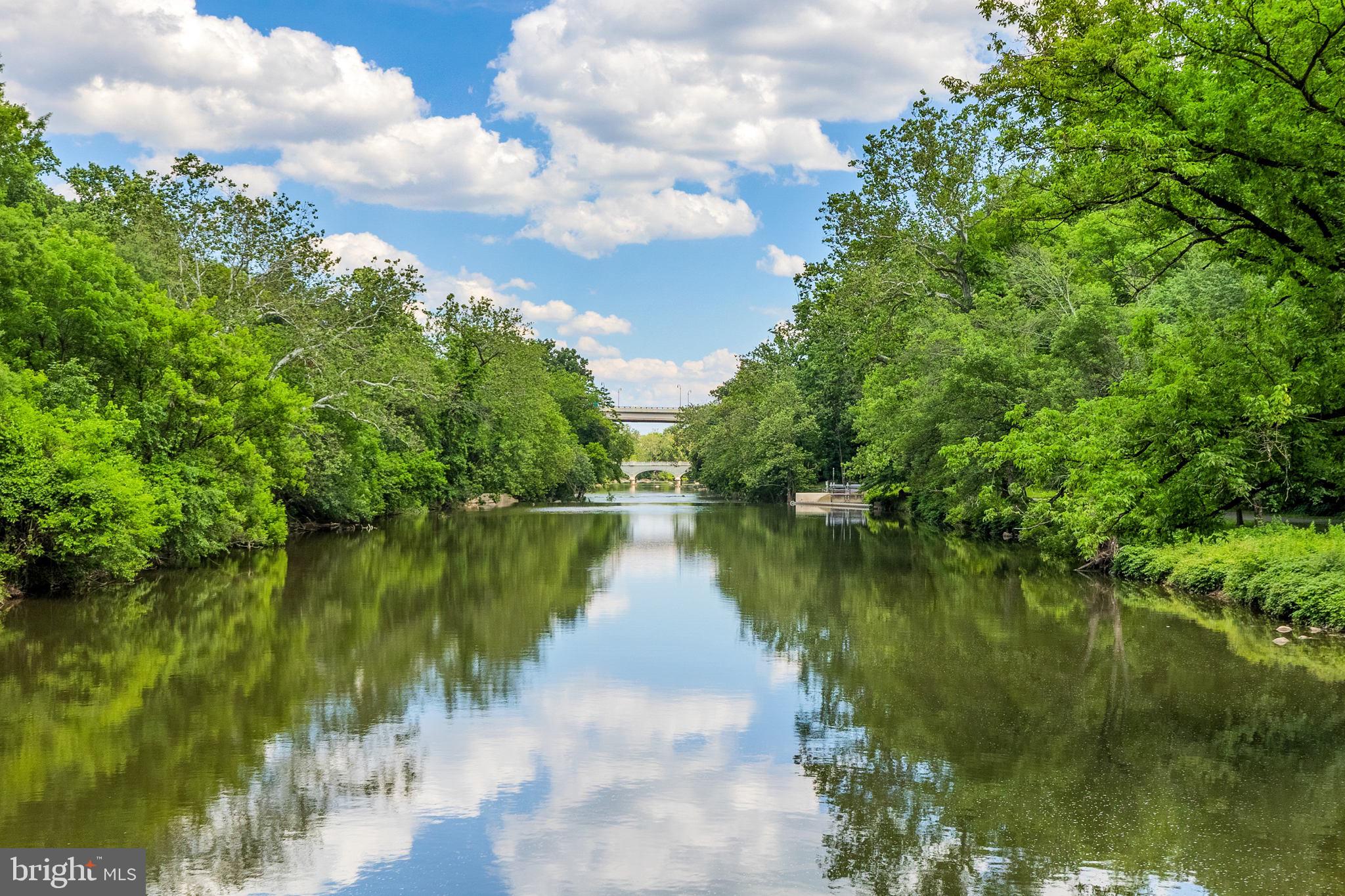 THE POINTE - Residential