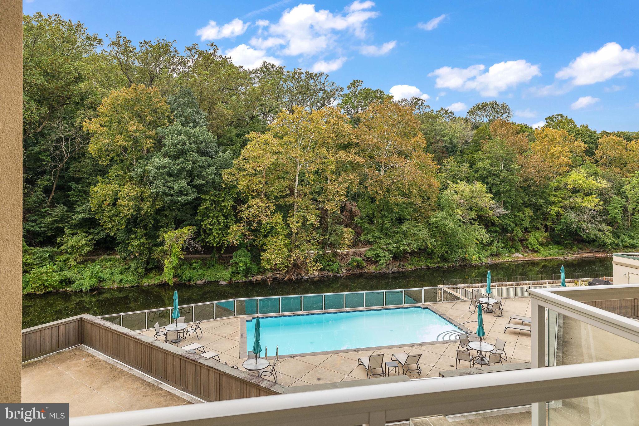 THE POINTE - Residential