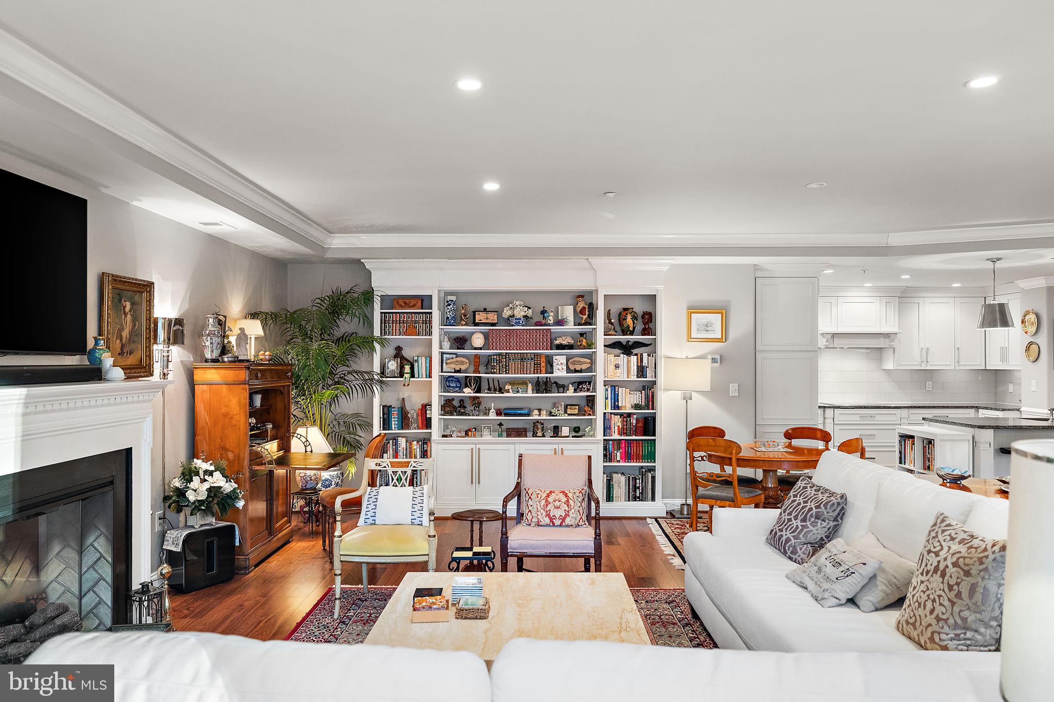 THE POINTE - Residential