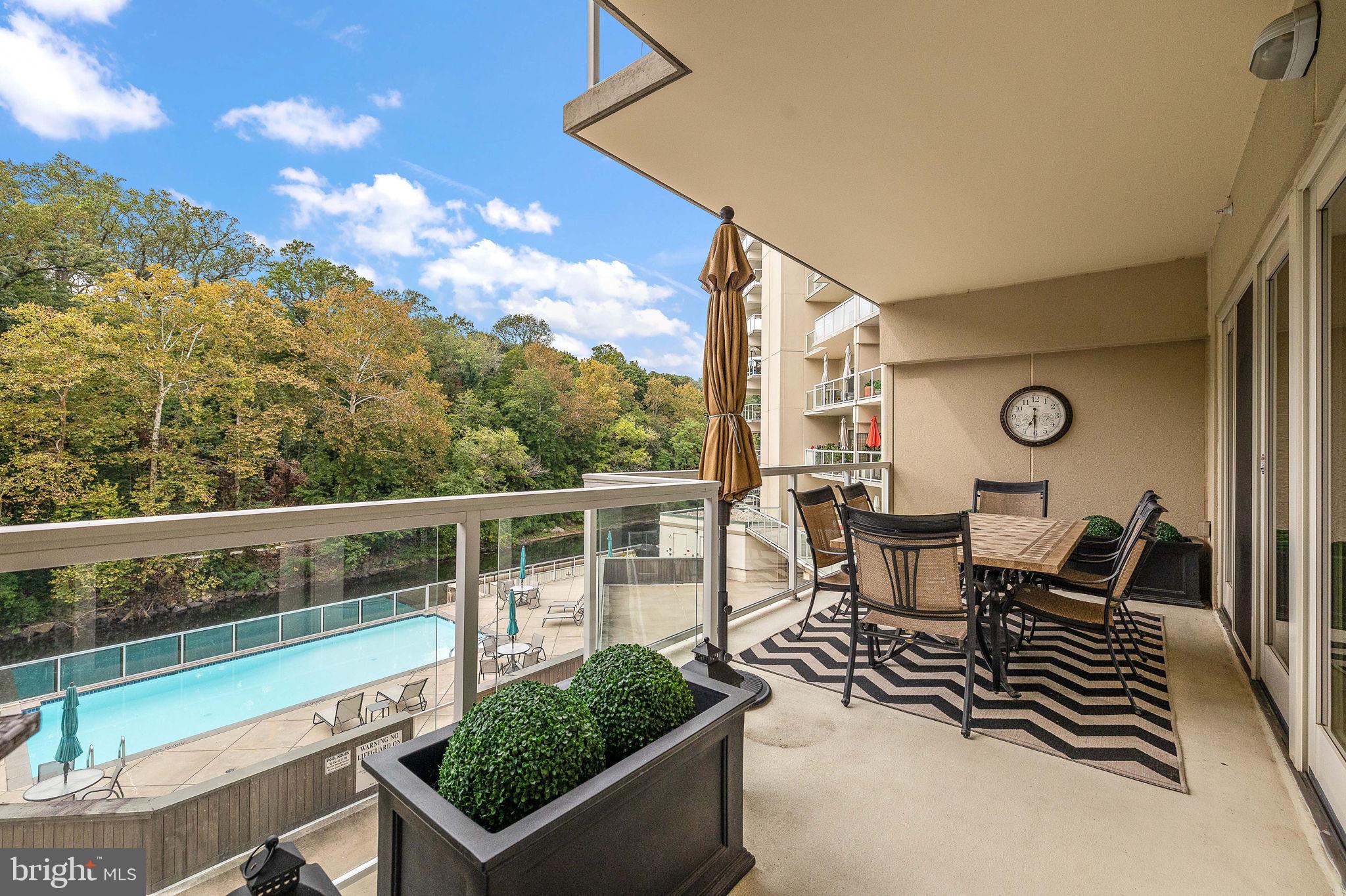 THE POINTE - Residential