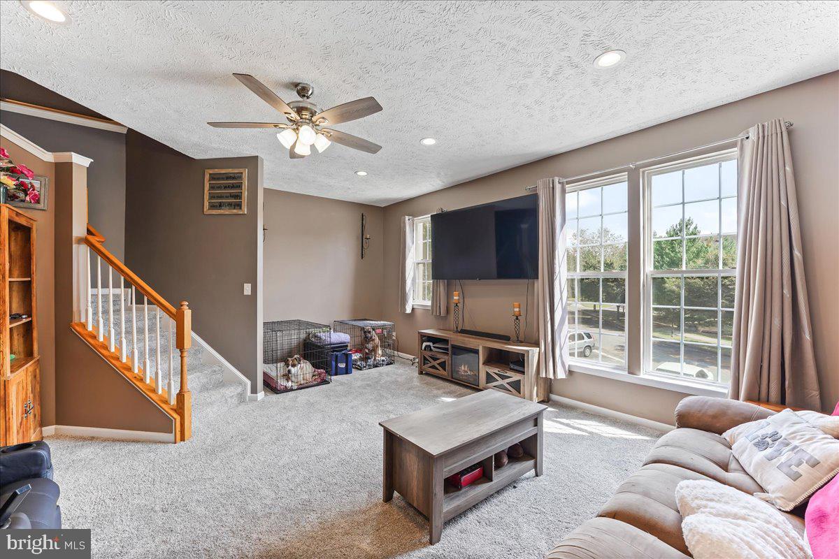 THE COURTS OF MALLORY - Residential