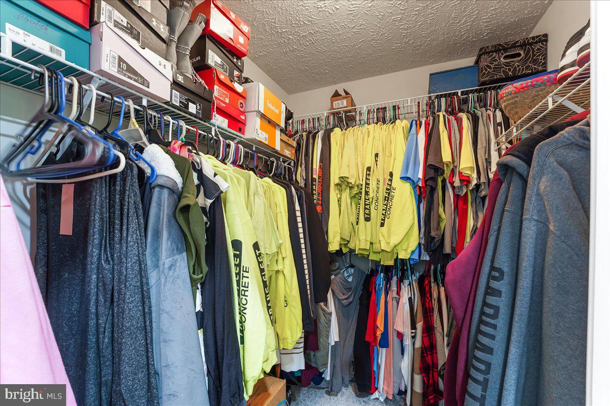 THE COURTS OF MALLORY - Residential