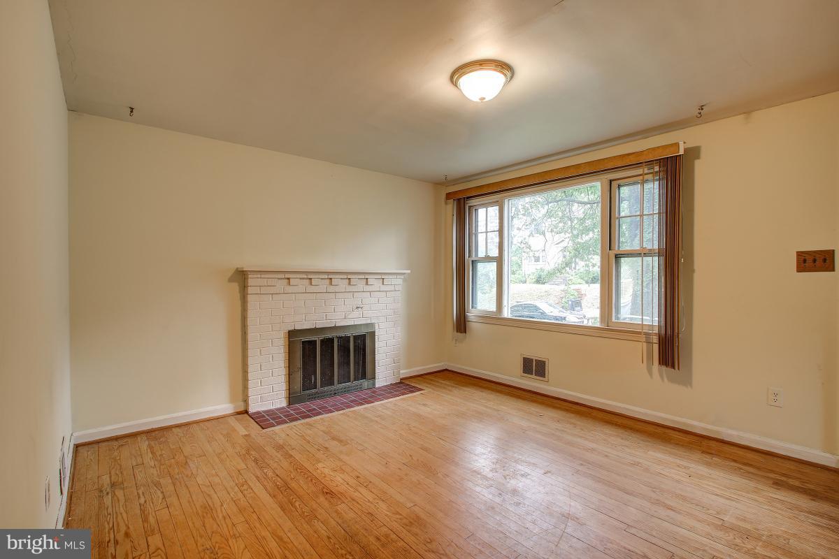 CHILLUM MANOR - Residential