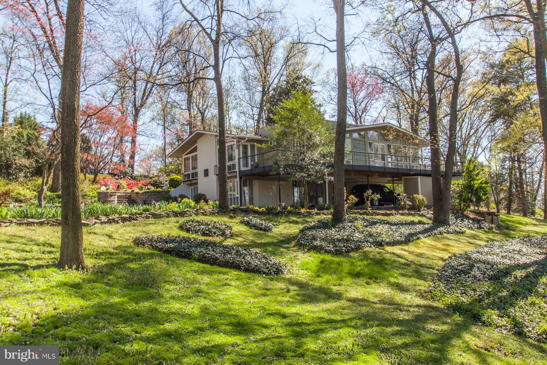 HOLLINDALE - Residential