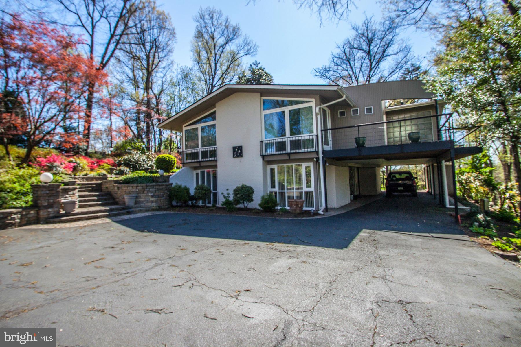 HOLLINDALE - Residential