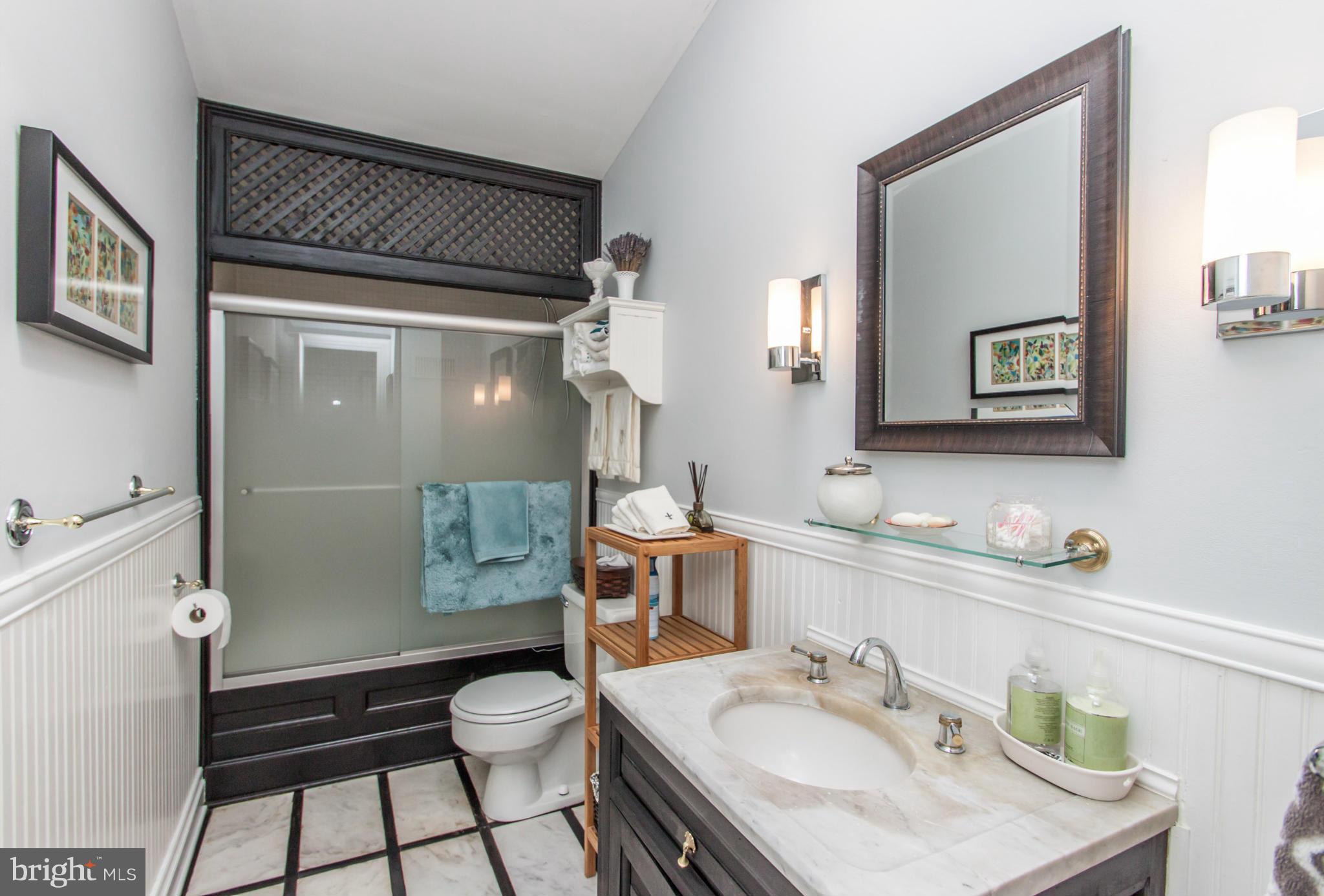 HOLLINDALE - Residential