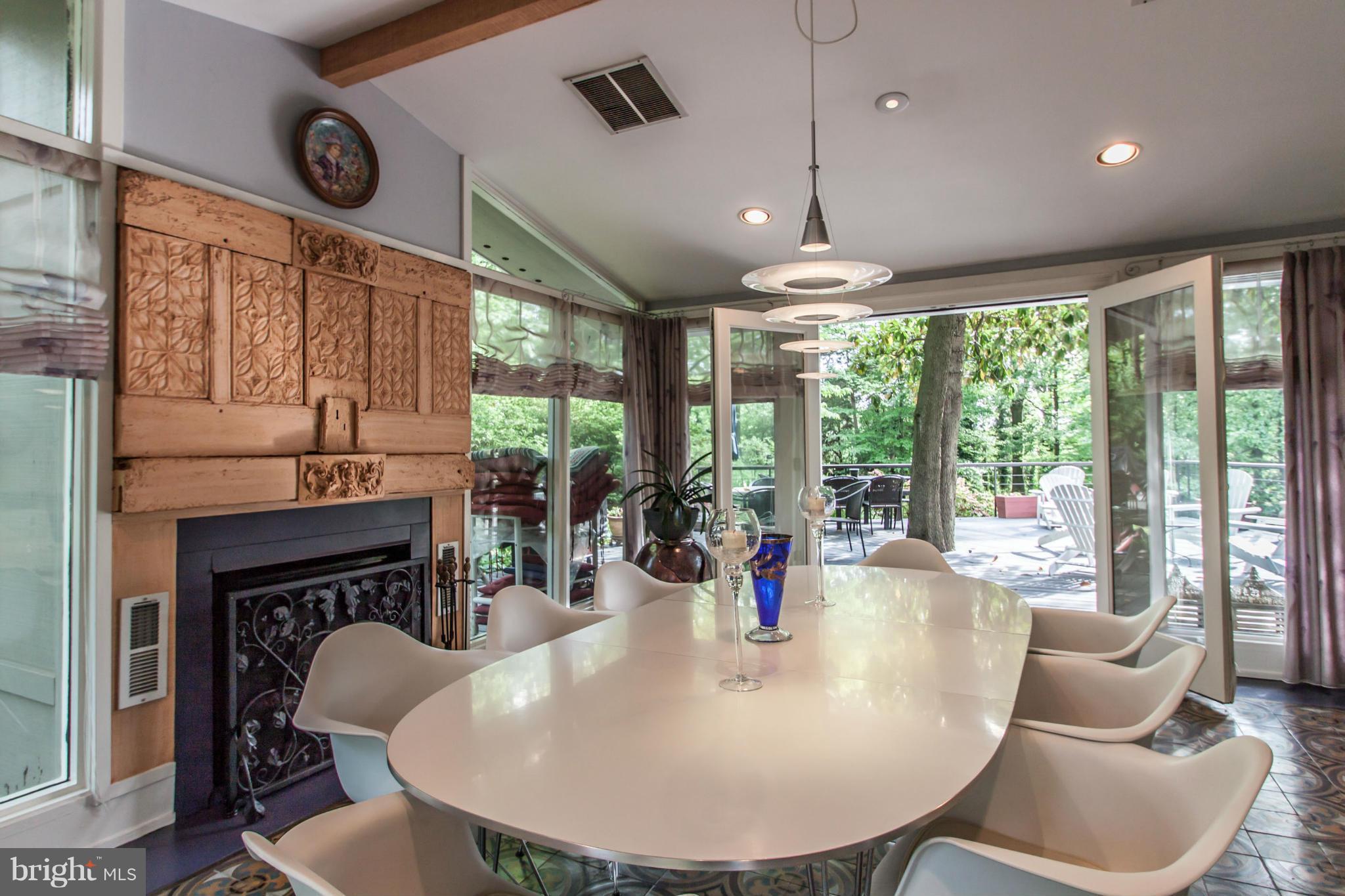 HOLLINDALE - Residential