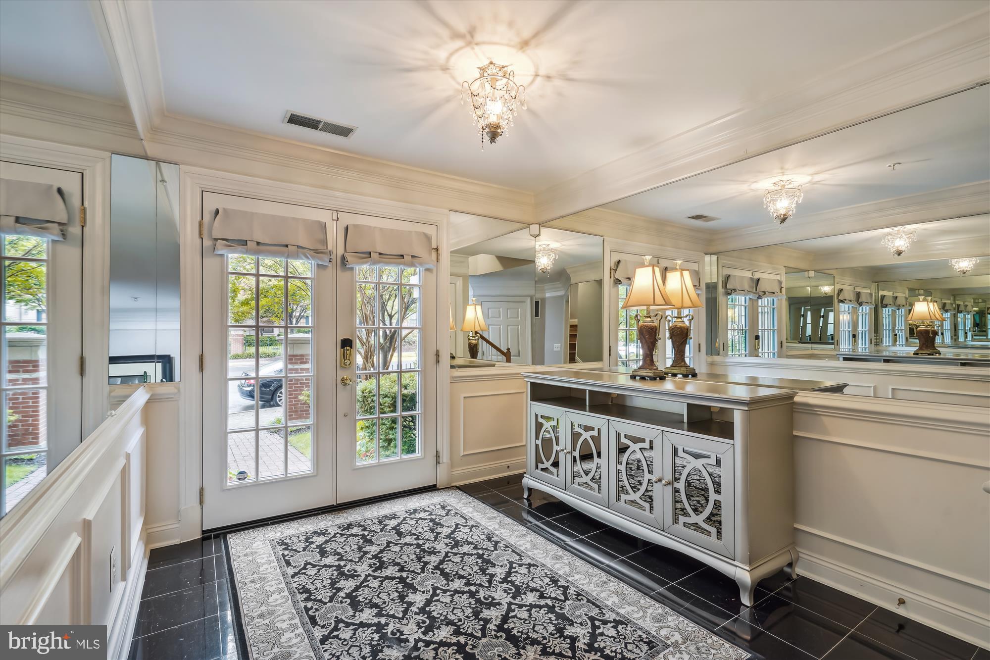 WEST MARKET - Residential