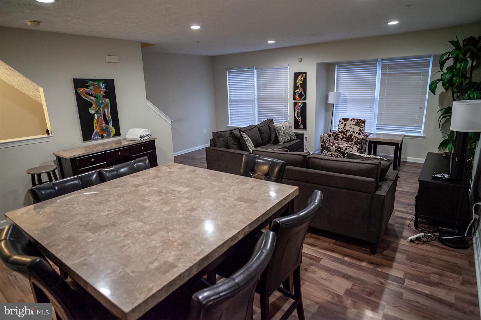 ENTERPRISE WOODS - Residential