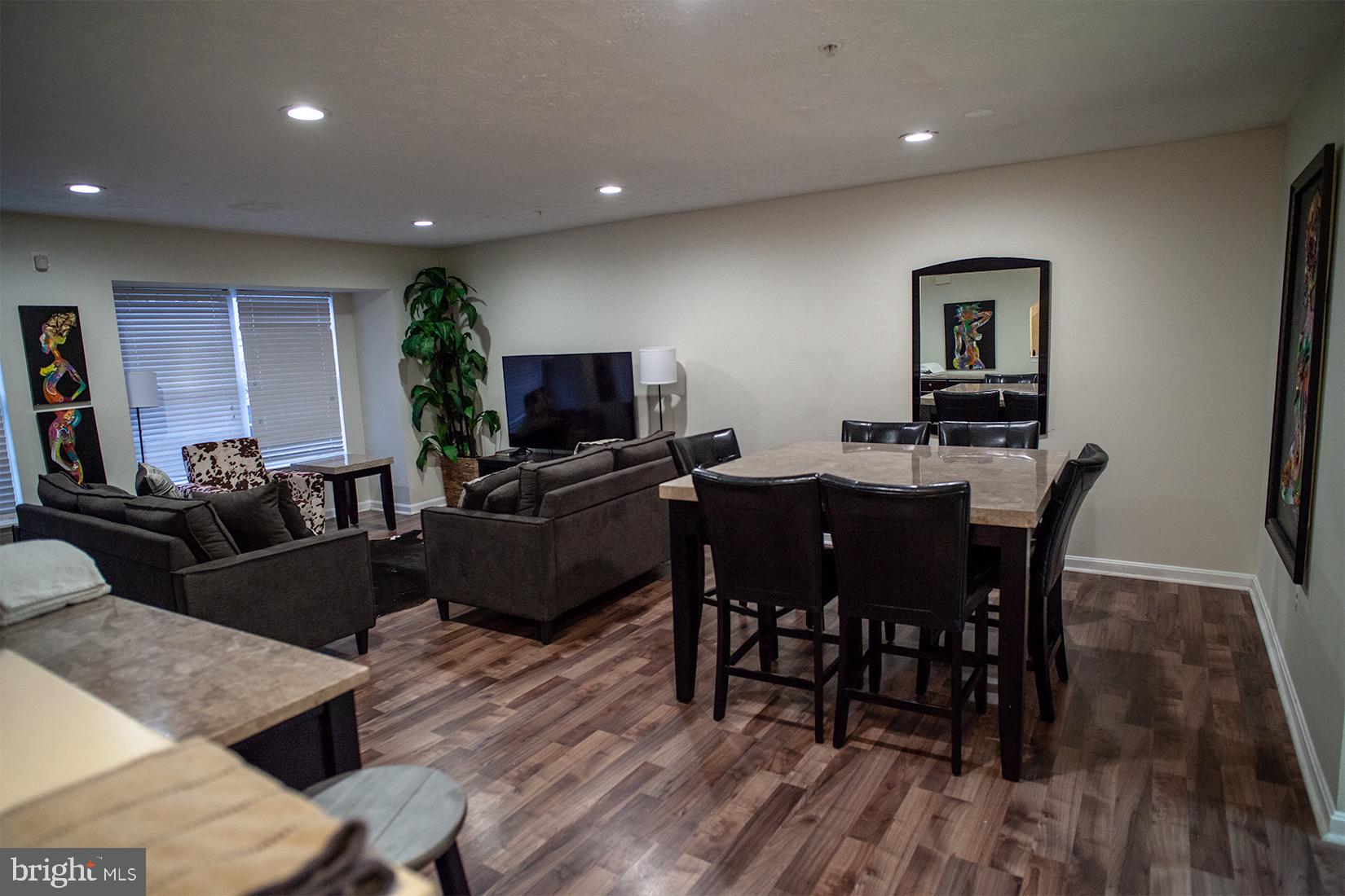 ENTERPRISE WOODS - Residential