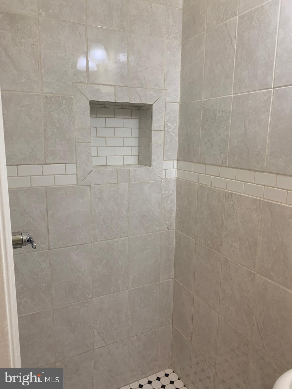 ENTERPRISE WOODS - Residential