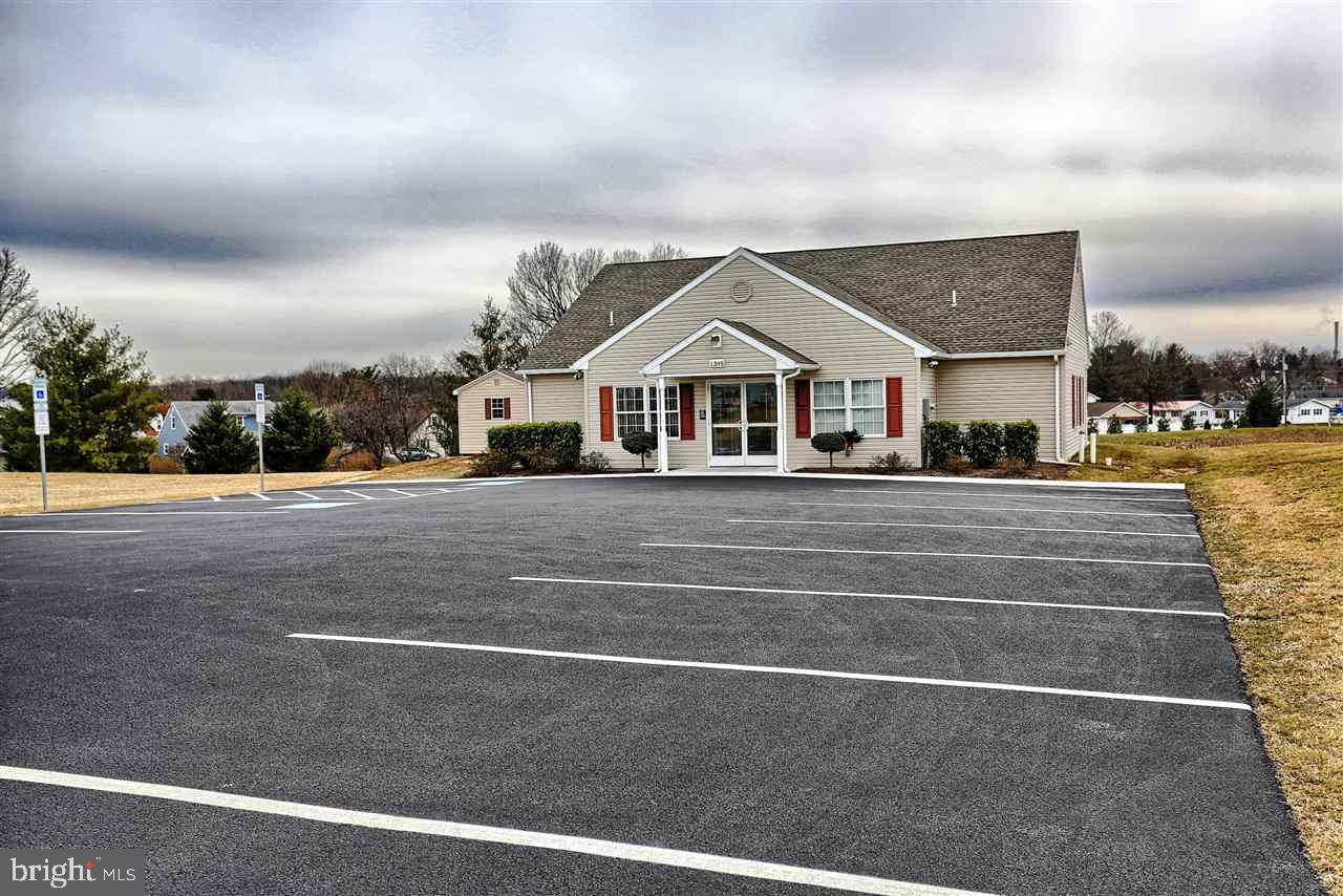 ROTH'S FARM VILLAGE CONDO - Residential