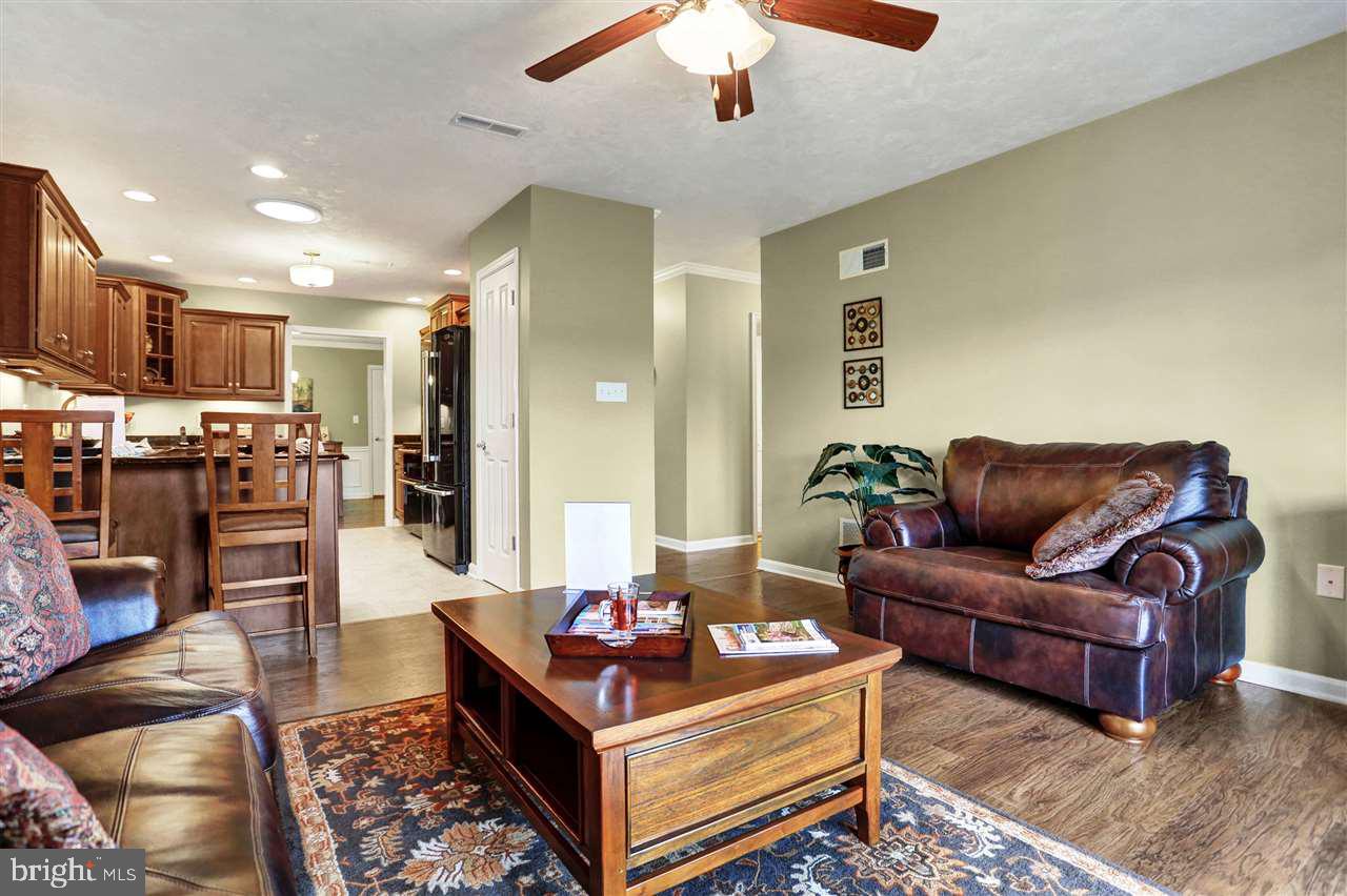 ROTH'S FARM VILLAGE CONDO - Residential