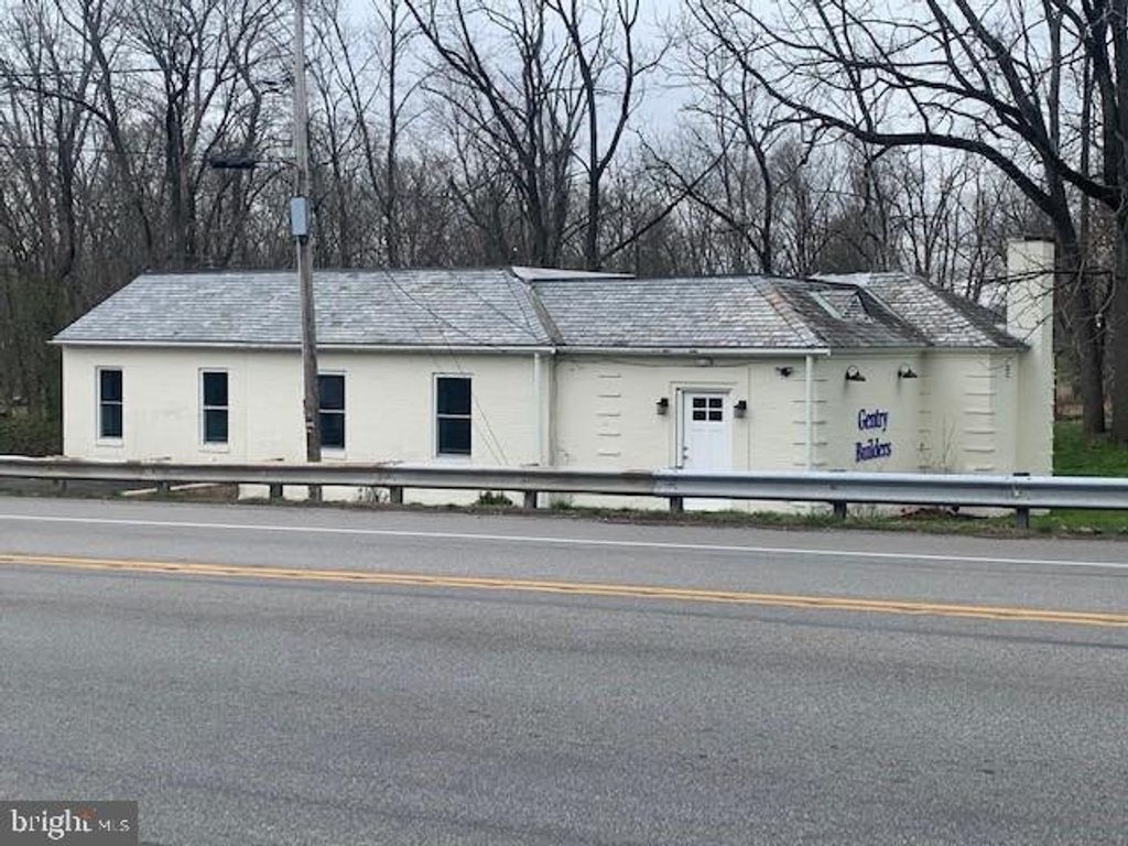 Photo of 1921 Valley Forge Road, LANSDALE, PA 19446 (MLS # PAMC2149140)