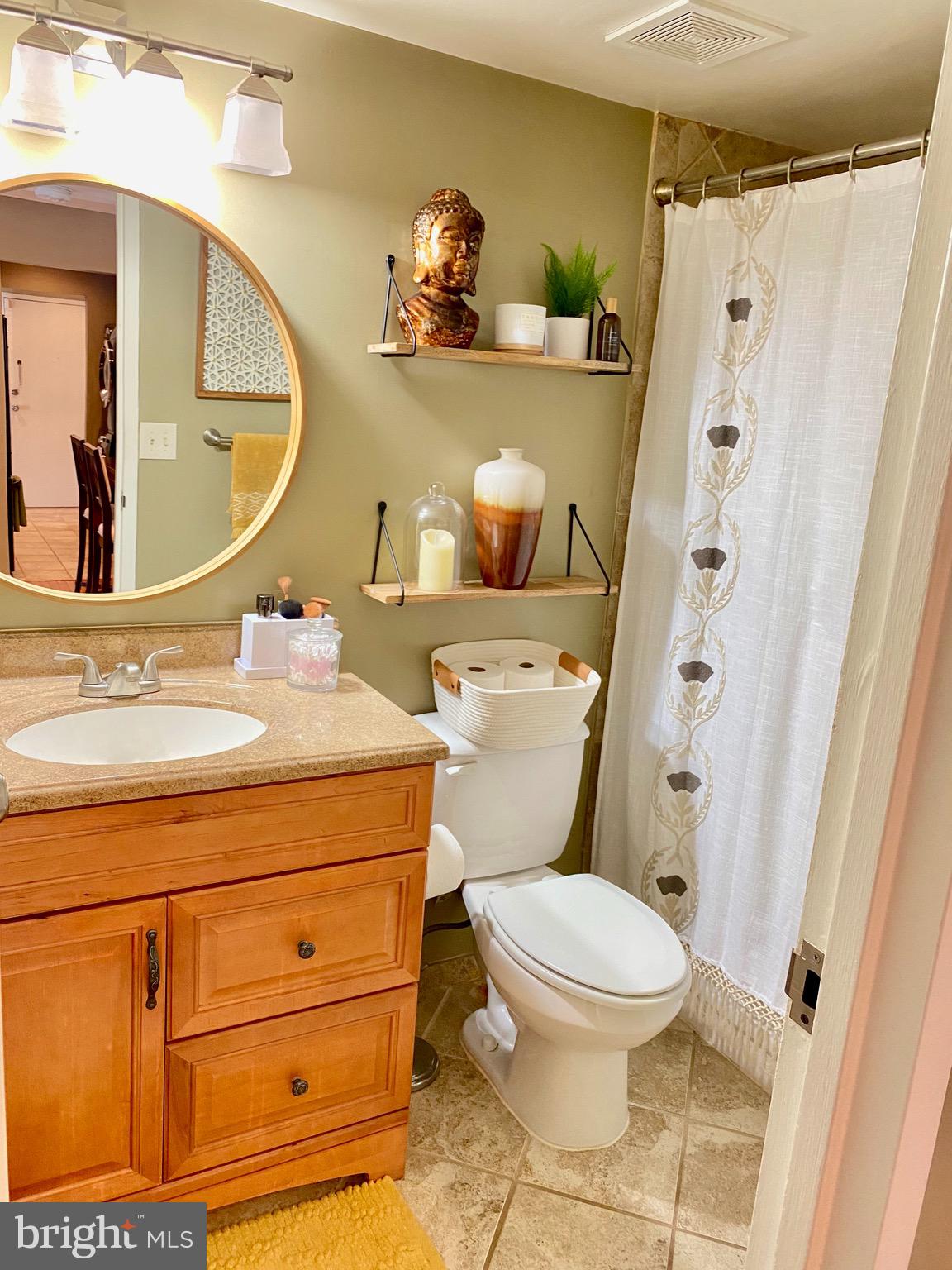 HUNTING RIDGE CONDOMINIUM - Residential