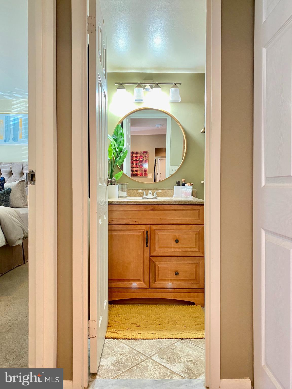 HUNTING RIDGE CONDOMINIUM - Residential