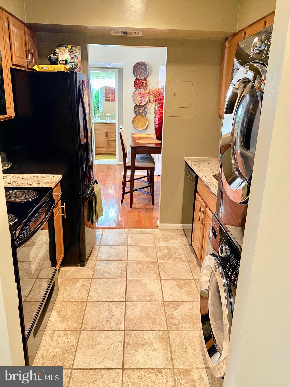 HUNTING RIDGE CONDOMINIUM - Residential