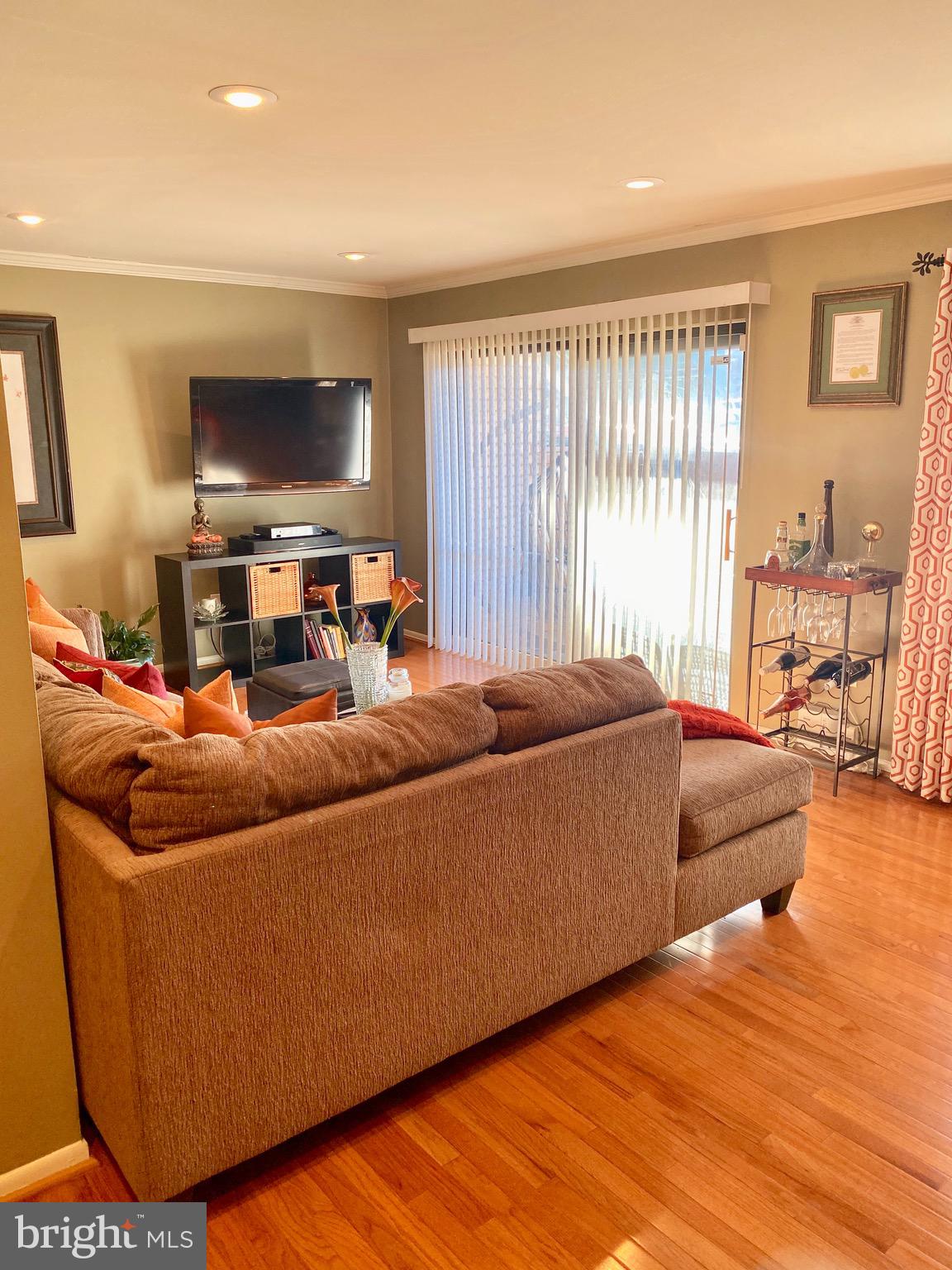 HUNTING RIDGE CONDOMINIUM - Residential