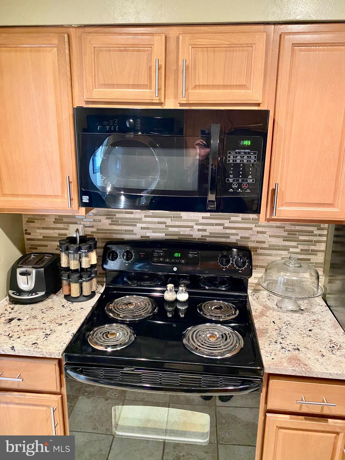 HUNTING RIDGE CONDOMINIUM - Residential