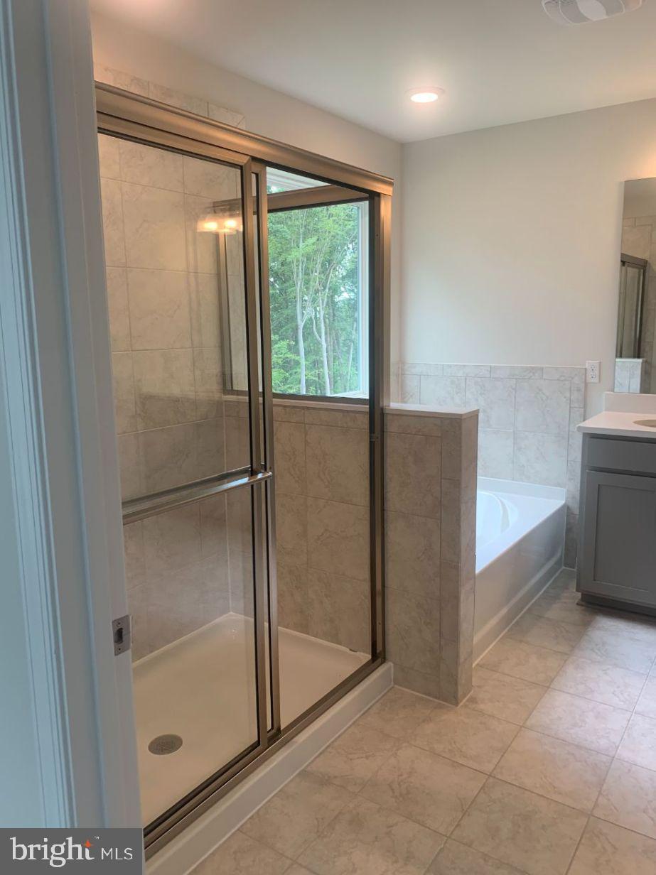 STONEGATE - Residential