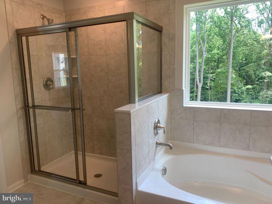 STONEGATE - Residential