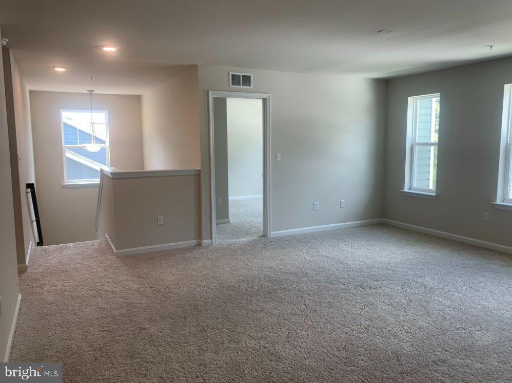 STONEGATE - Residential