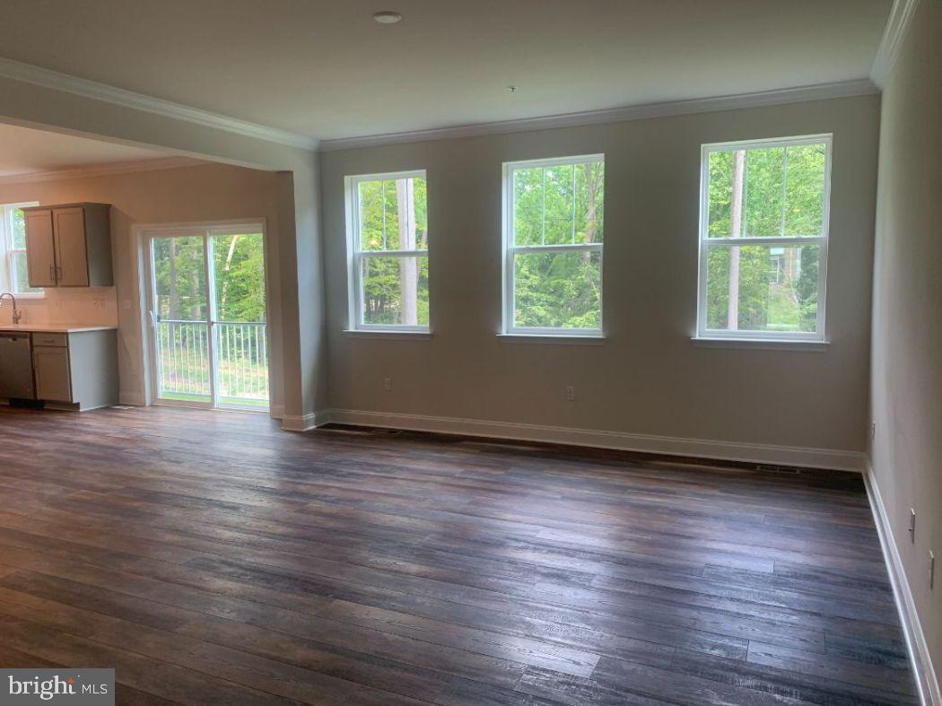 STONEGATE - Residential