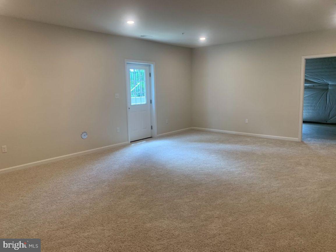 STONEGATE - Residential