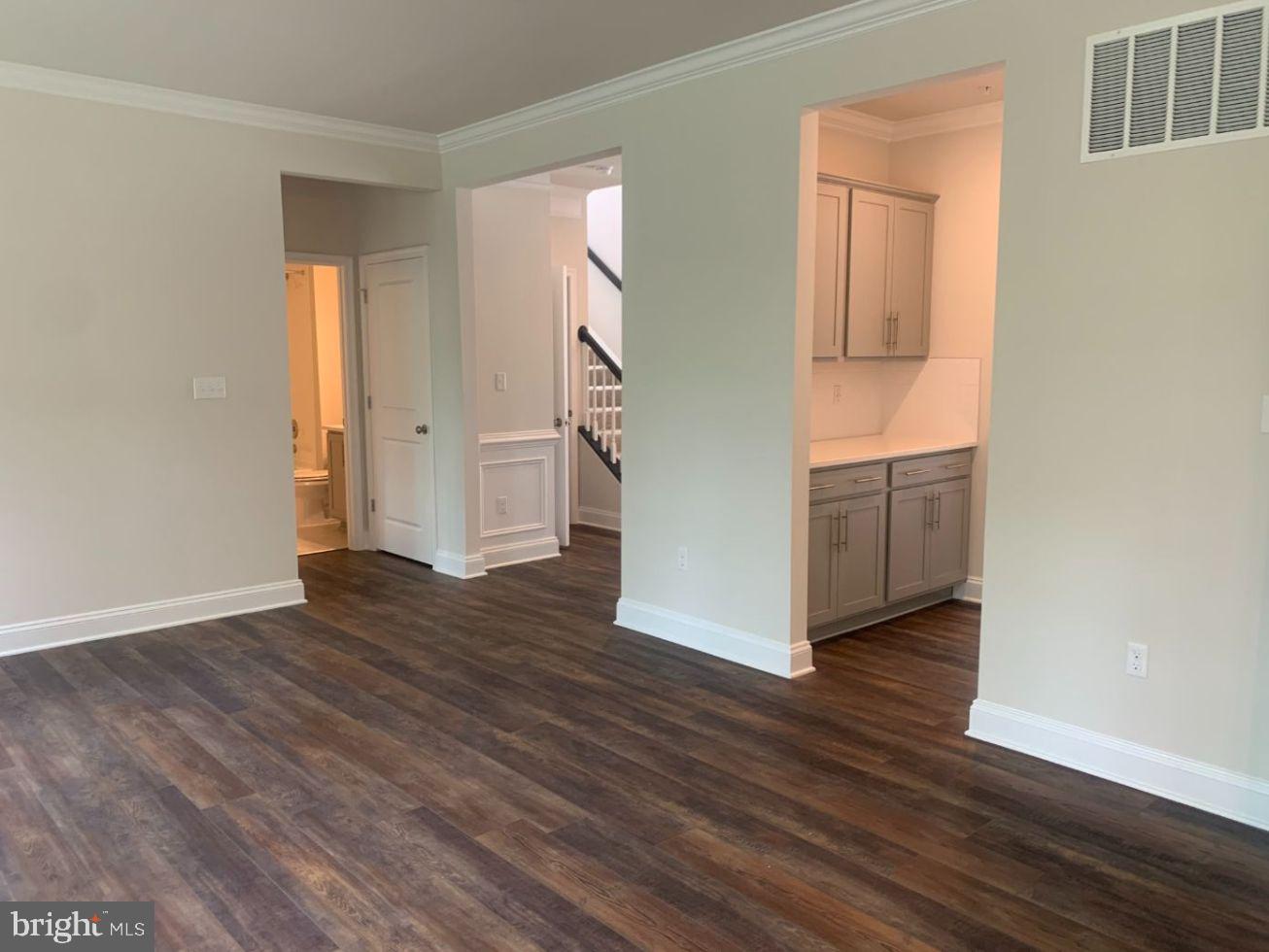 STONEGATE - Residential