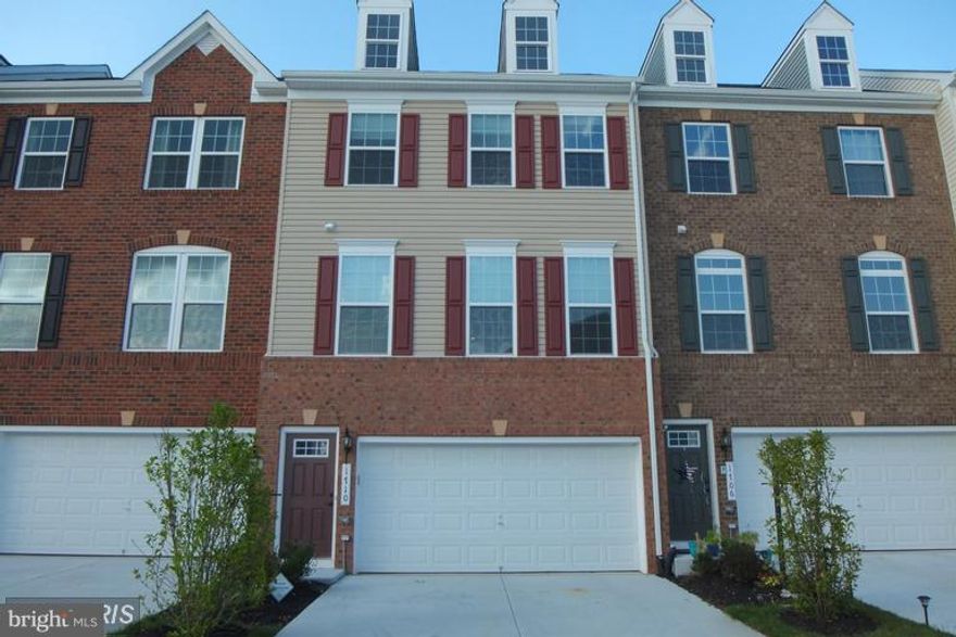 COMING SOON!! WELCOME HOME TO THIS GORGEOUS TOWN HOME!! HARDWOODS THROUGHOUT ENTIRE HOME!! STUNNING 3 BEDROOM 2.5 BATH OPEN FLOOR PLAN FEATURES A BEAUTIFUL KITCHEN WITH GRANITE AND SS APPLIANCES, DECK,  BASEMENT OFFERS LARGE REC ROOM, WALKOUT TO BACKYARD, SPACIOUS BEDROOMS WITH LUXURY MASTER BATH EN SUITE. EXCELLENT LOCATION!! VRE 1 MILE, CLOSE TO SCHOOLS, SHOPPING, HIGHWAY, QUANTICO, BELVOIR!!