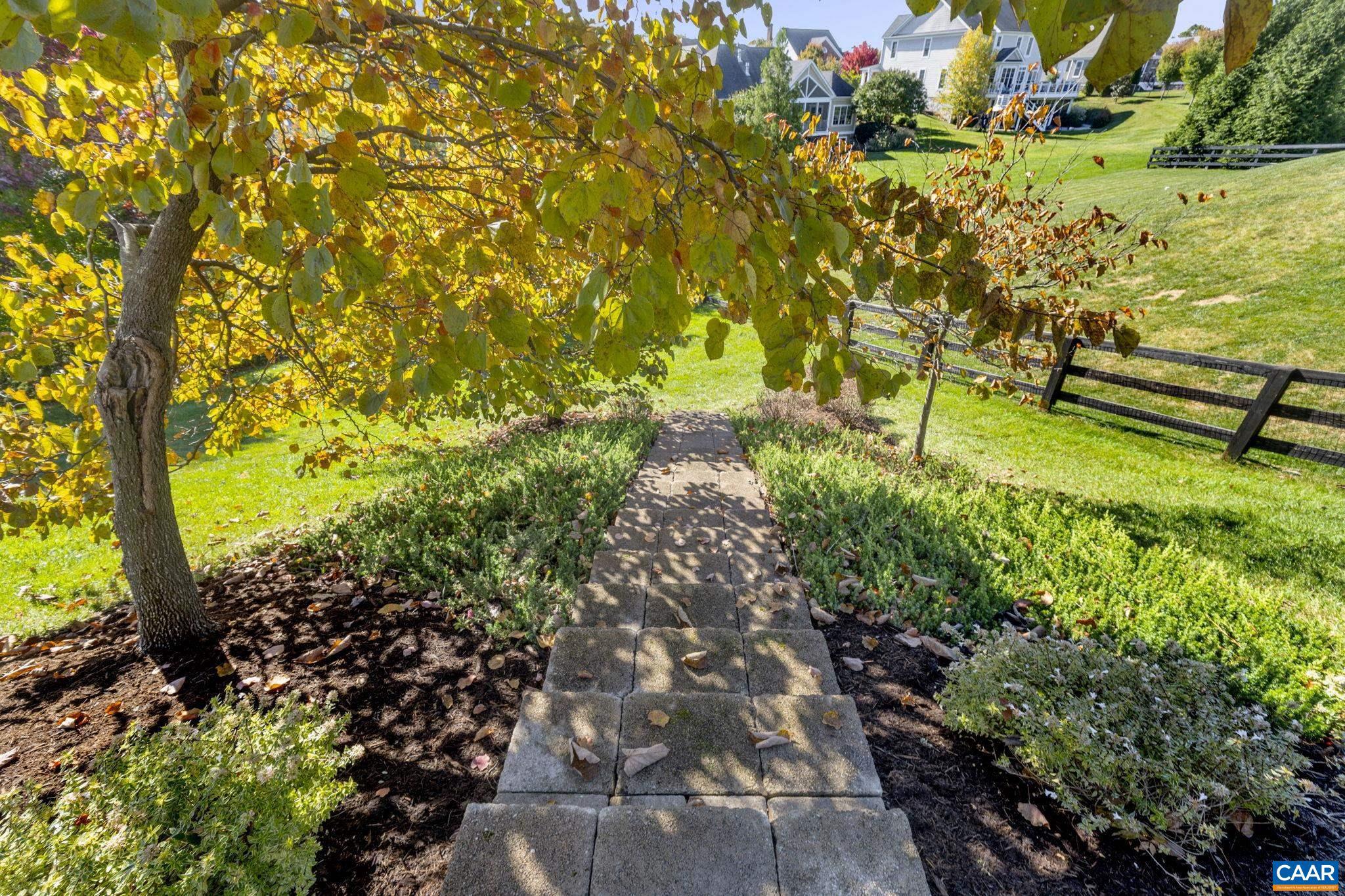 OLD TRAIL - Residential