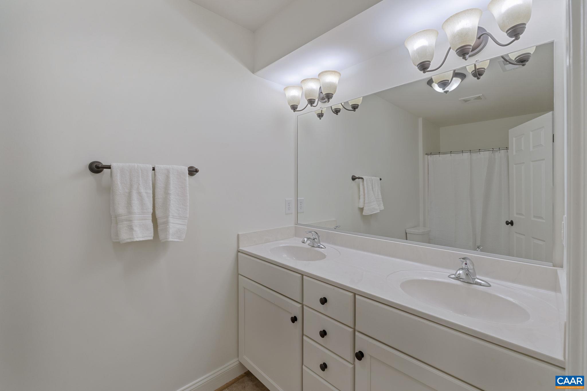 OLD TRAIL - Residential