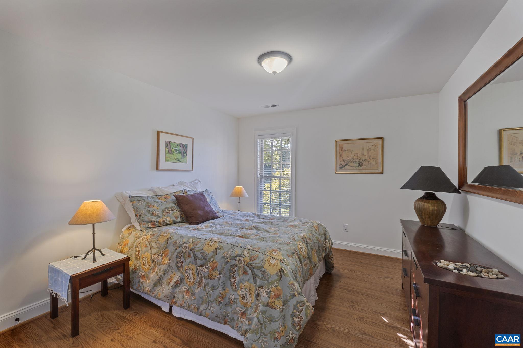 OLD TRAIL - Residential