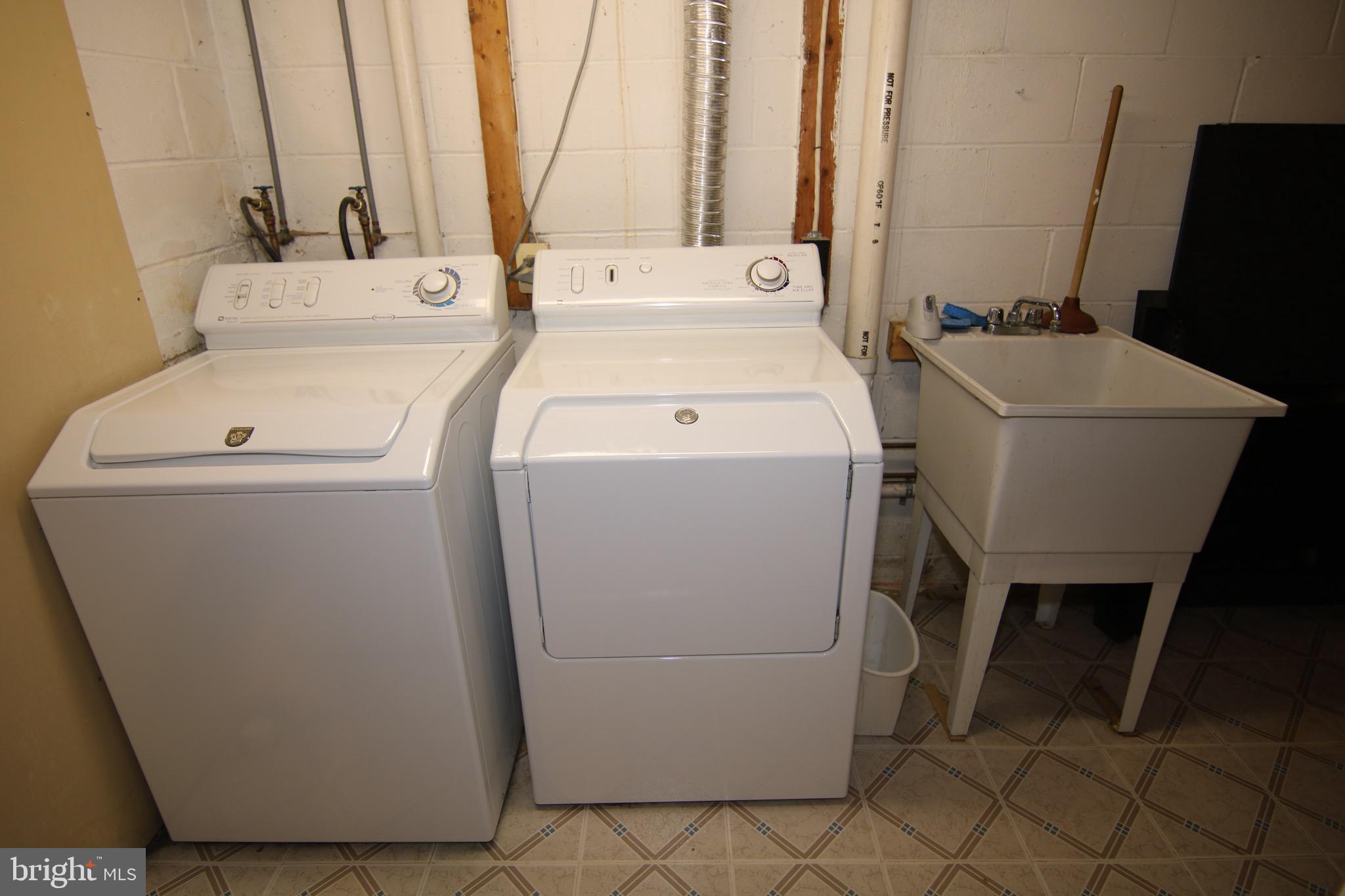 SABRINA PARK - Residential