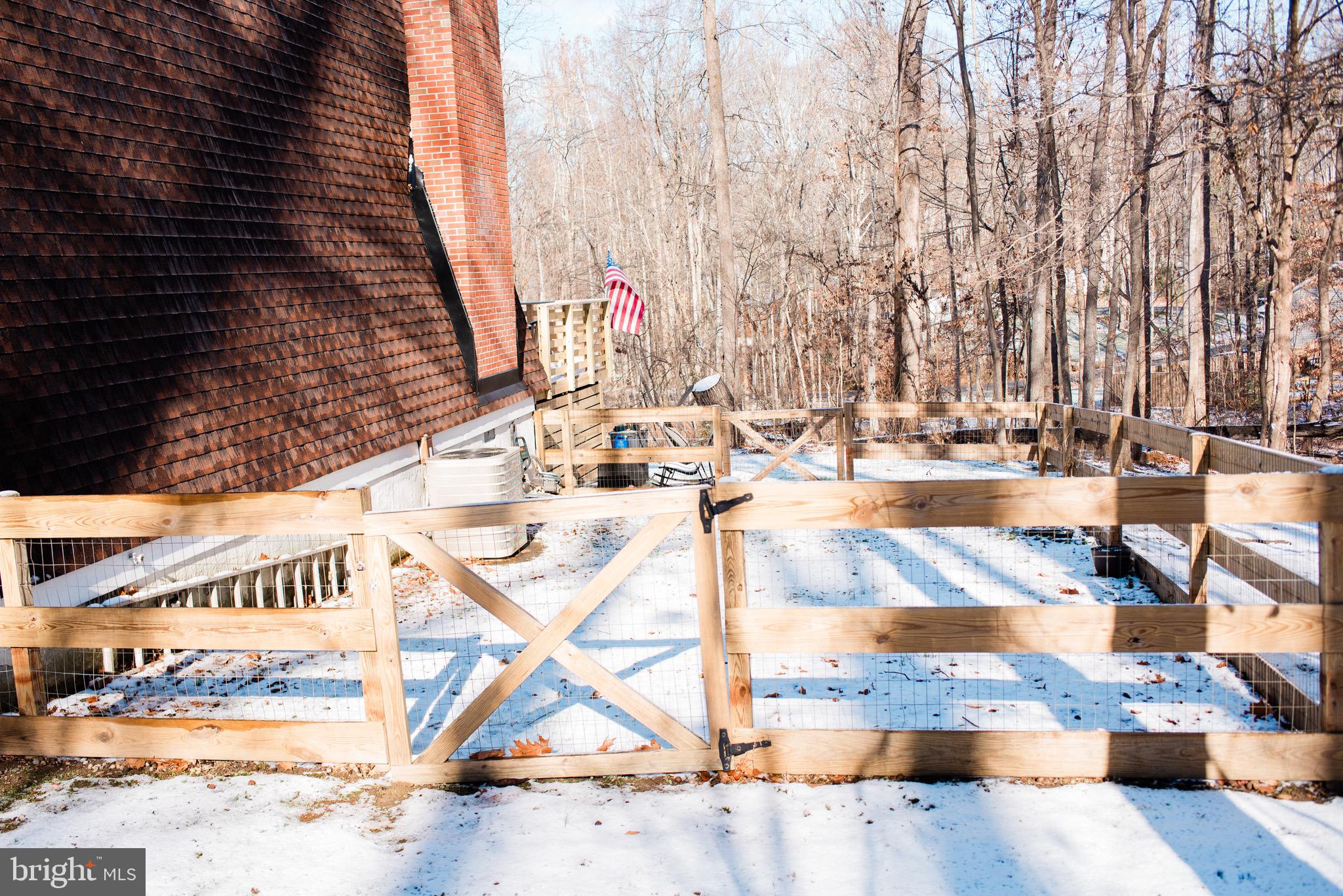 BLUE RIDGE SHORES - Residential