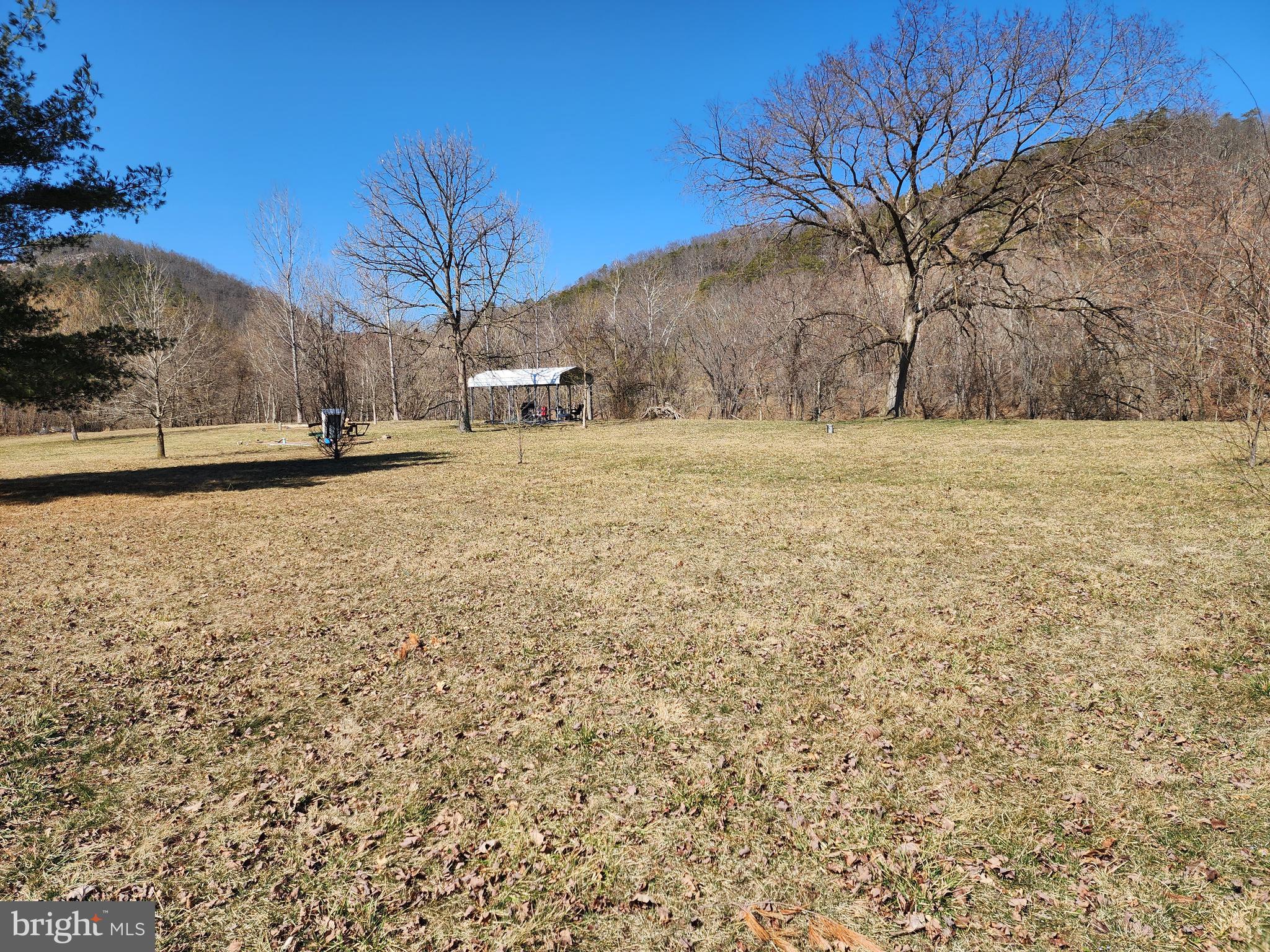 RIVERDALE ACRES - Land