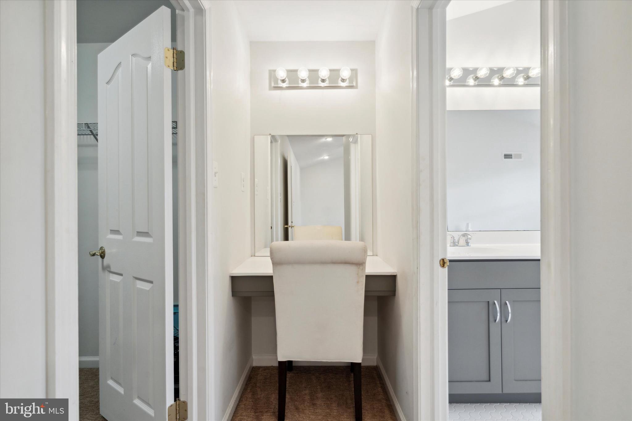 WELLINGTON VILLAGE - Residential