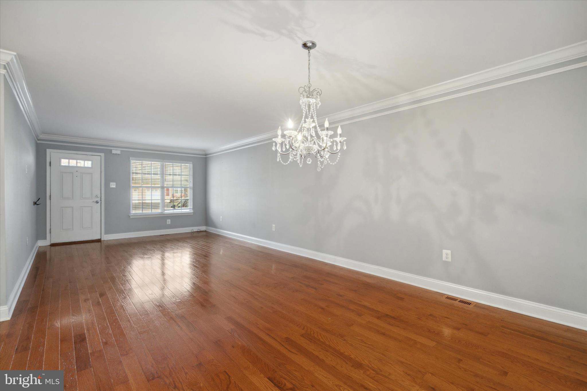 WELLINGTON VILLAGE - Residential