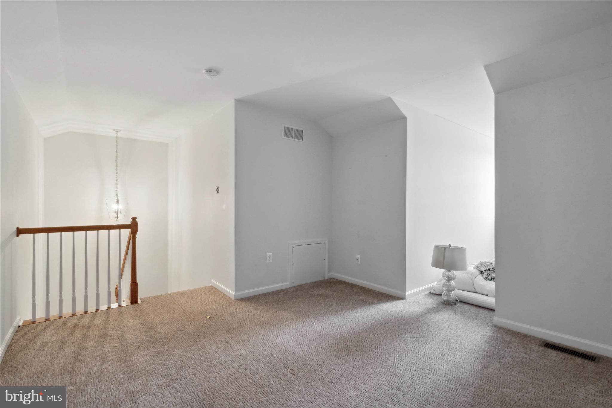 WELLINGTON VILLAGE - Residential