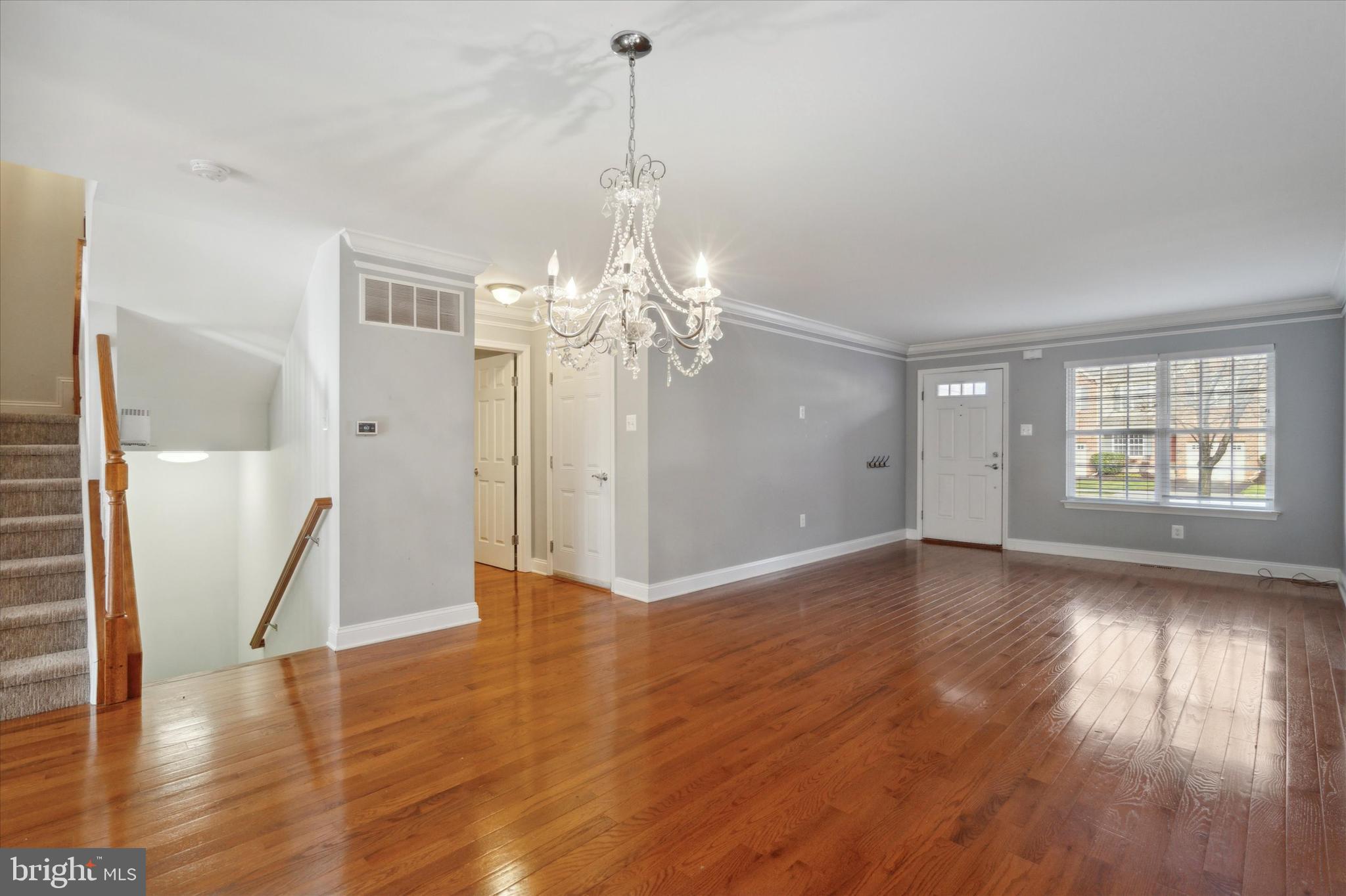 WELLINGTON VILLAGE - Residential