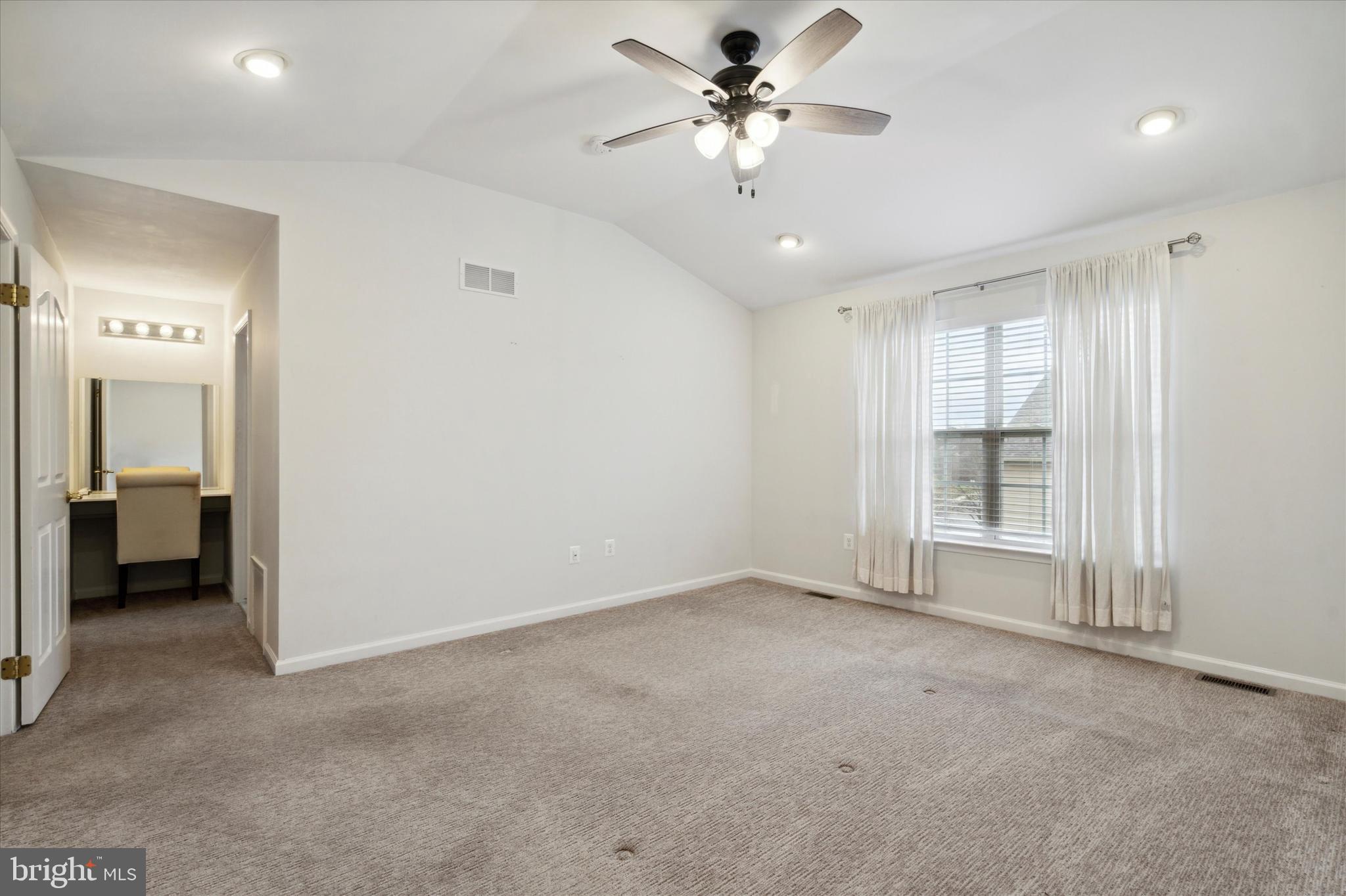 WELLINGTON VILLAGE - Residential