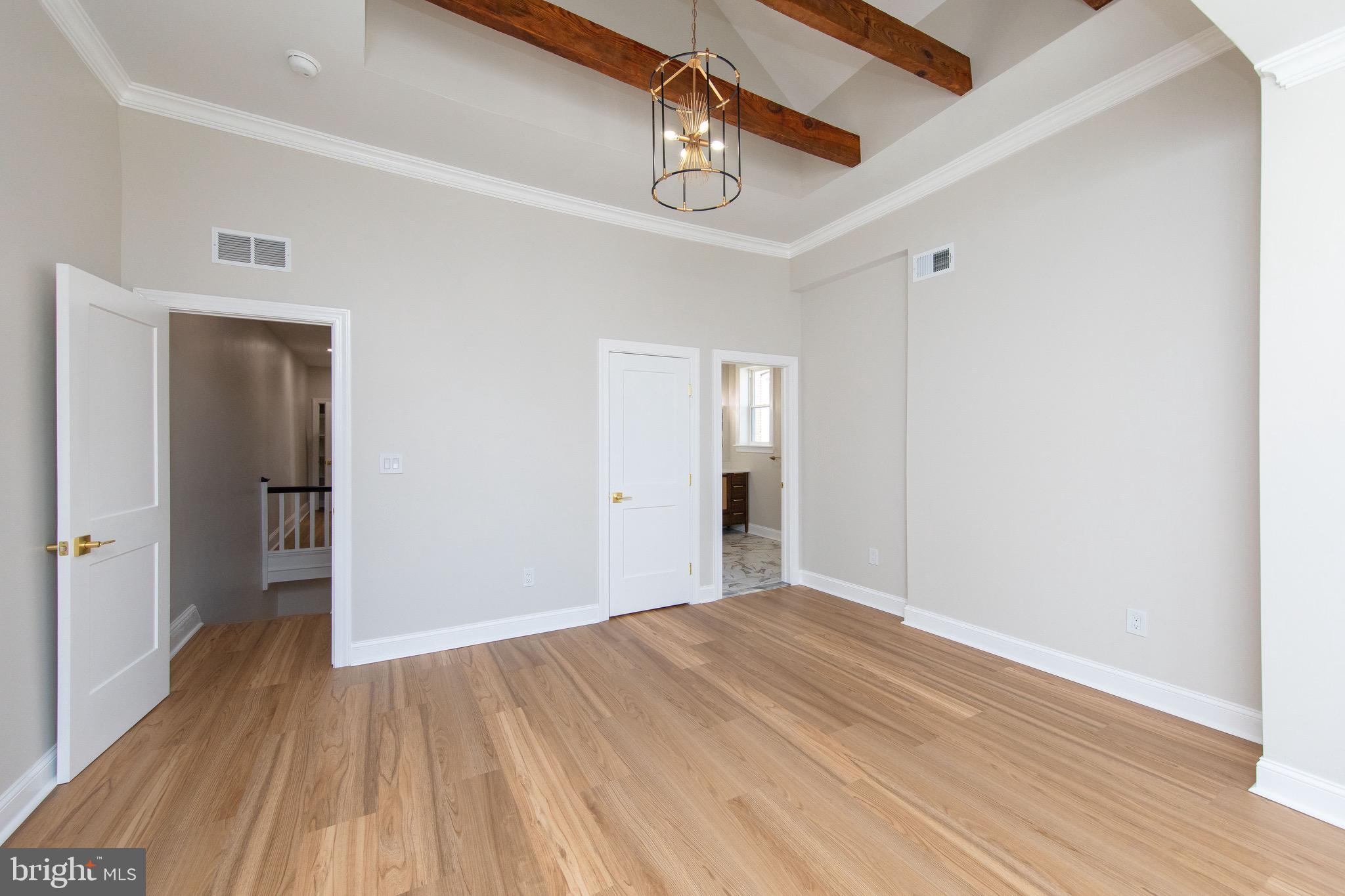 OVERBROOK - Residential