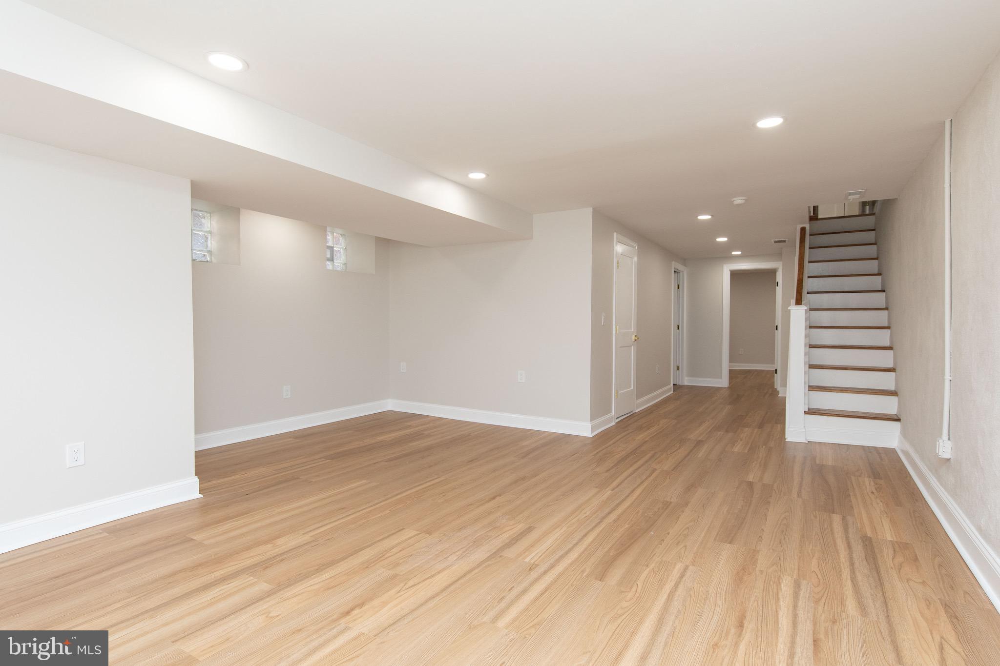 OVERBROOK - Residential